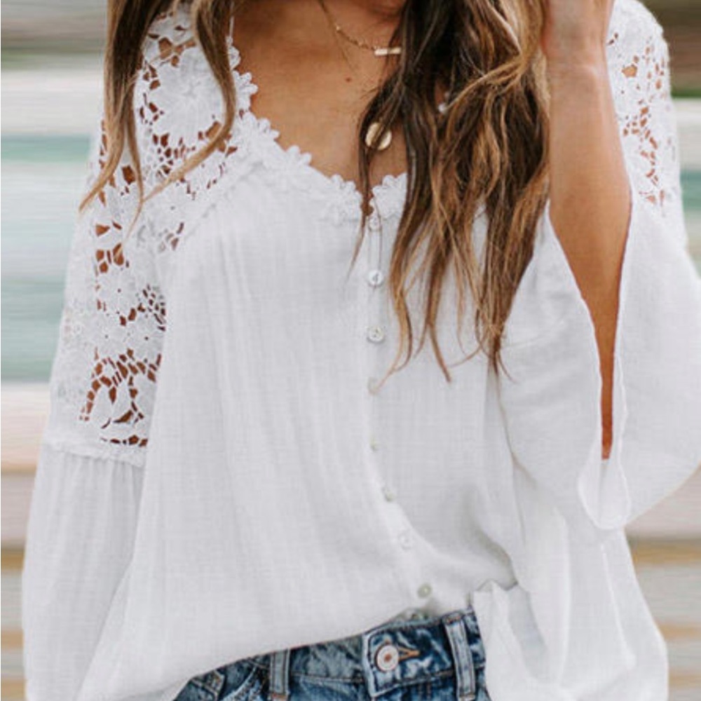 Vici Boho white Lace Top